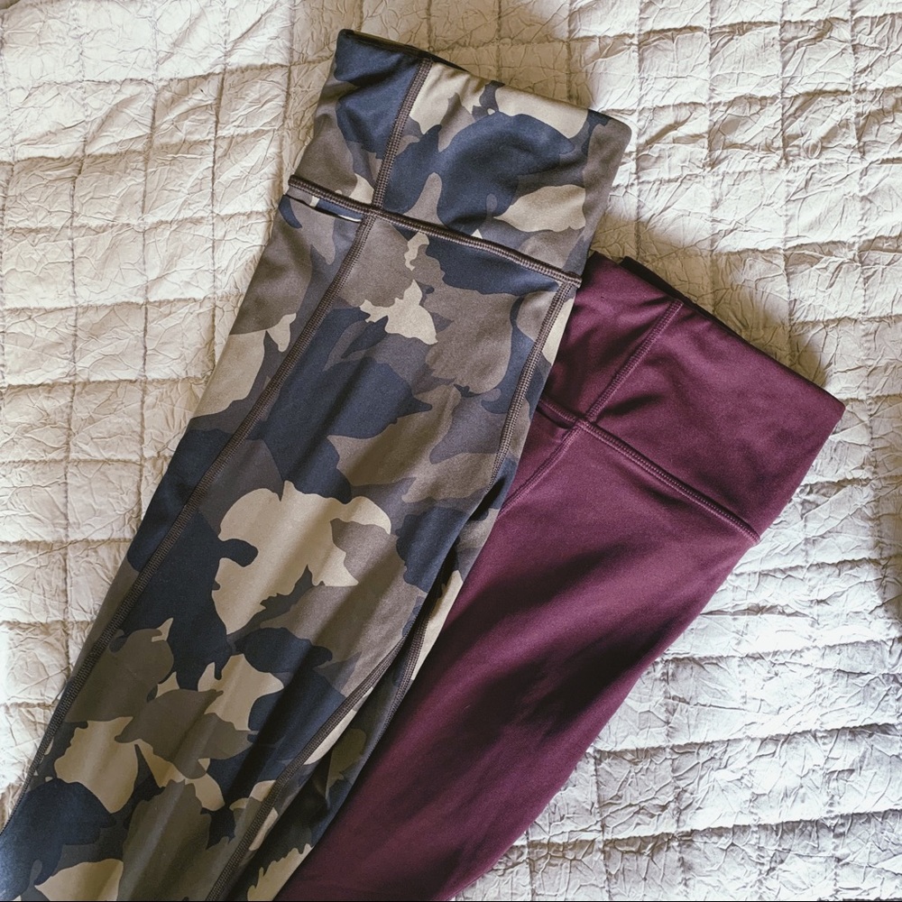 2x pair of ATHLETA run frees
